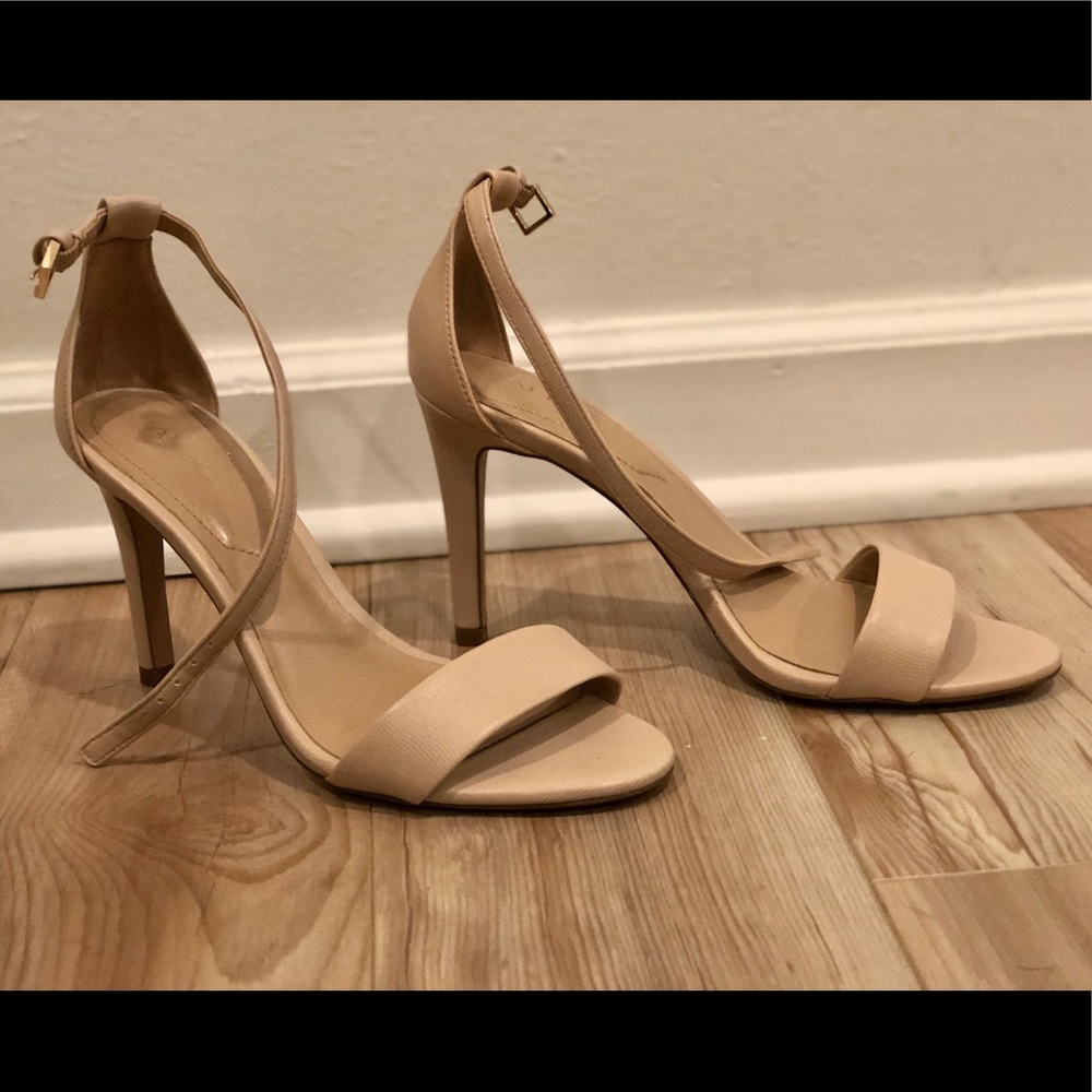 Aldo Caraa Nude Strappy Sandal size 6